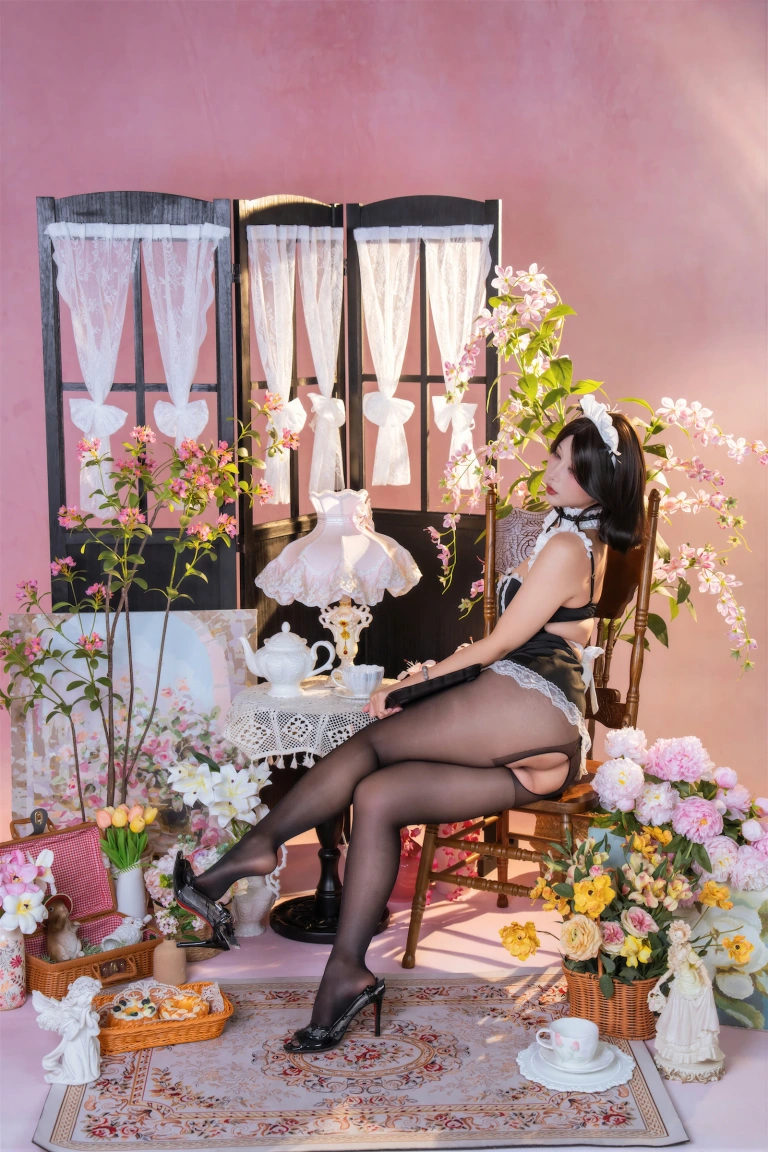 奈汐酱nice&云溪溪《侍花礼》主题写真：100张全套美图，含1个视频