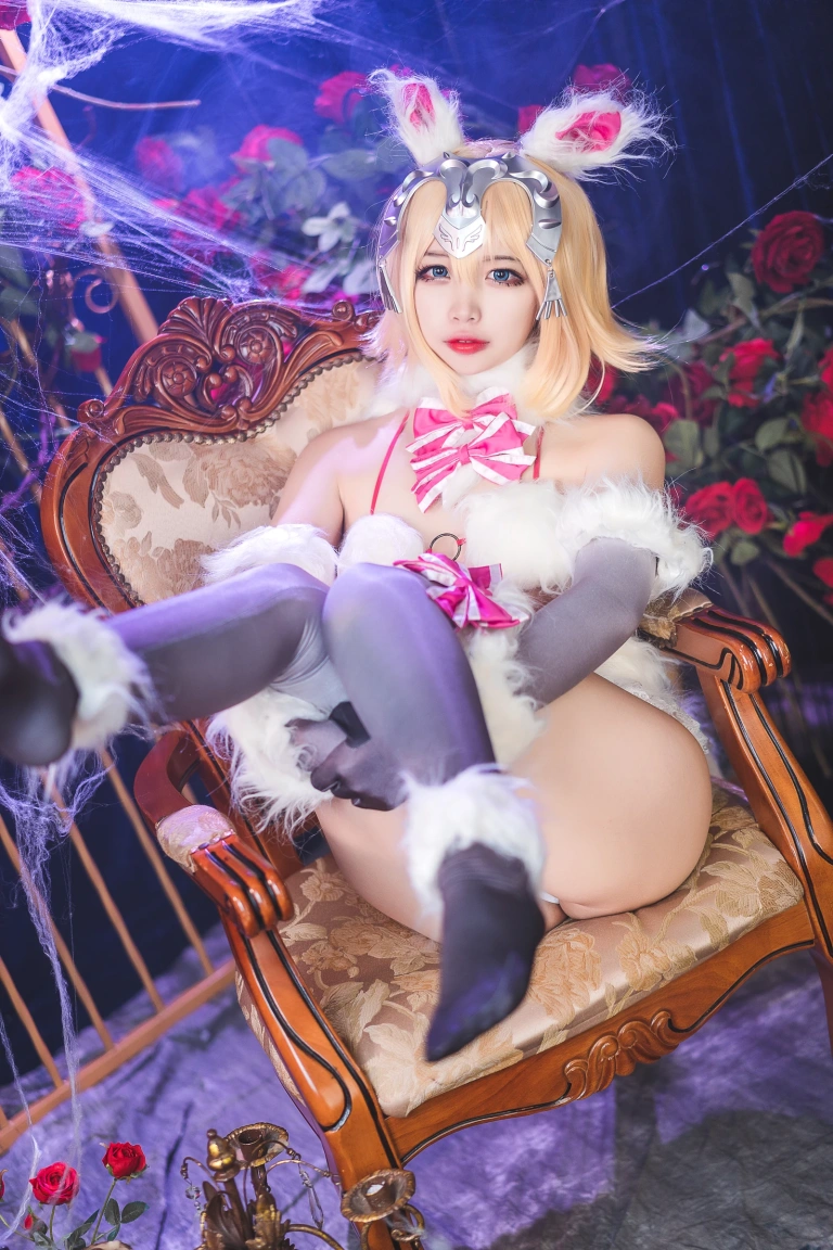 二佐Nisa《Fate白贞危险野兽》主题写真：31张全套美图