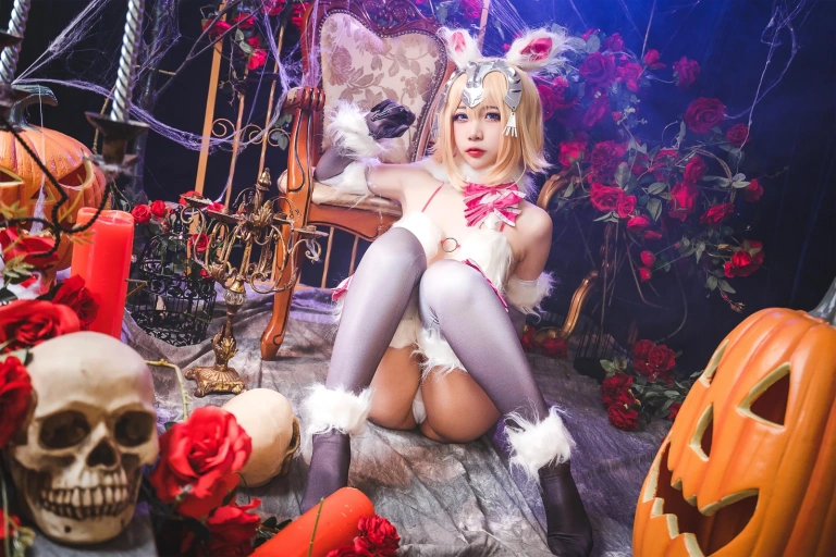 二佐Nisa《Fate白贞危险野兽》主题写真：31张全套美图