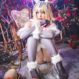 二佐Nisa《Fate白贞危险野兽》主题写真：31张全套美图