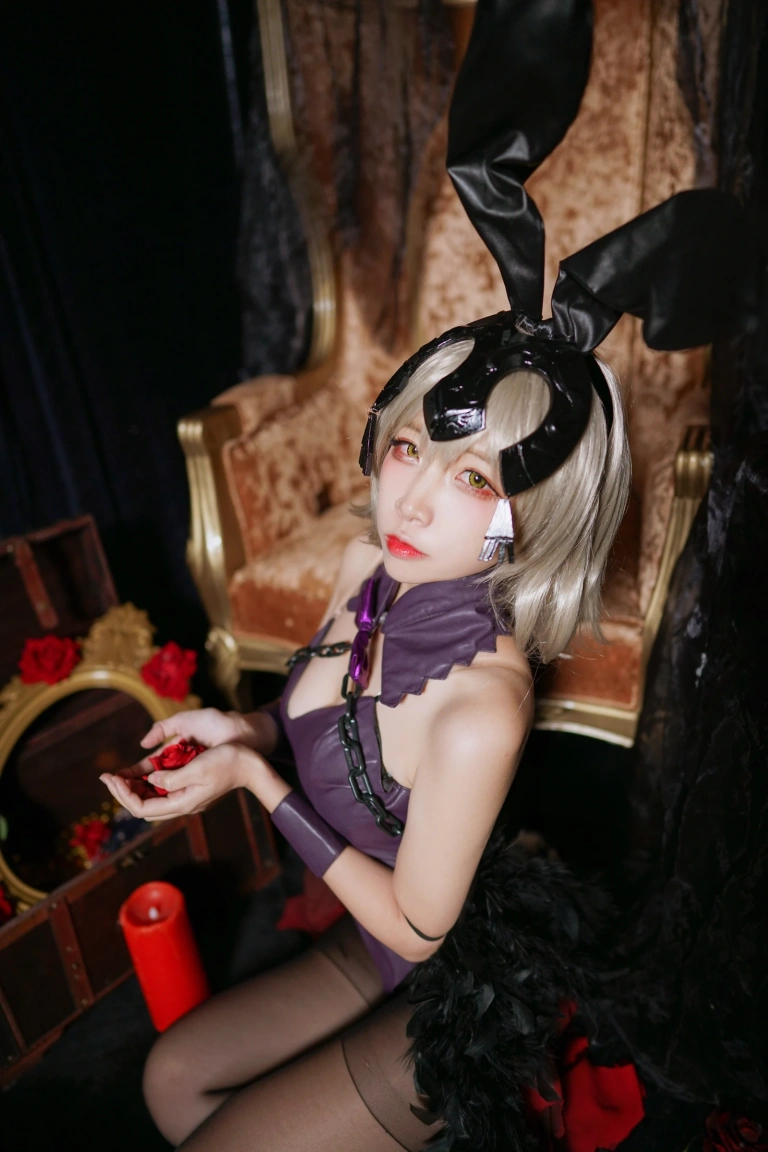 二佐Nisa《Fate黑贞兔女郎》主题写真：16张全套美图