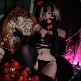 二佐Nisa《Fate黑贞万圣节》主题写真：20张全套美图