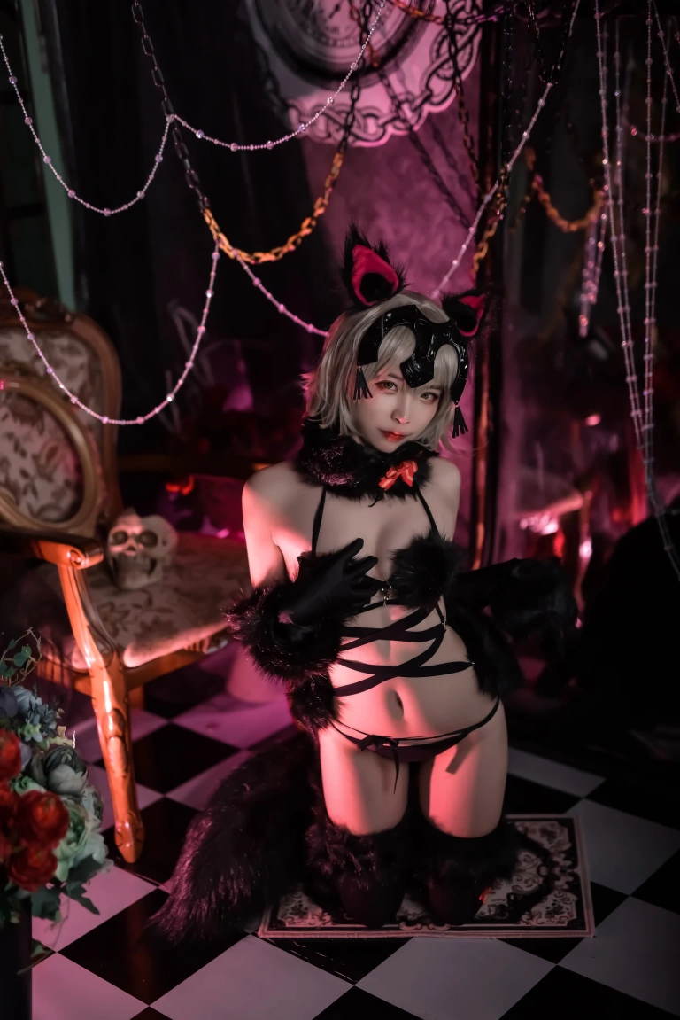 二佐Nisa《Fate黑贞万圣节》主题写真：20张全套美图