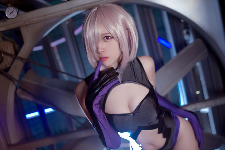 二佐Nisa《Fate玛修训练》主题写真：26张全套美图