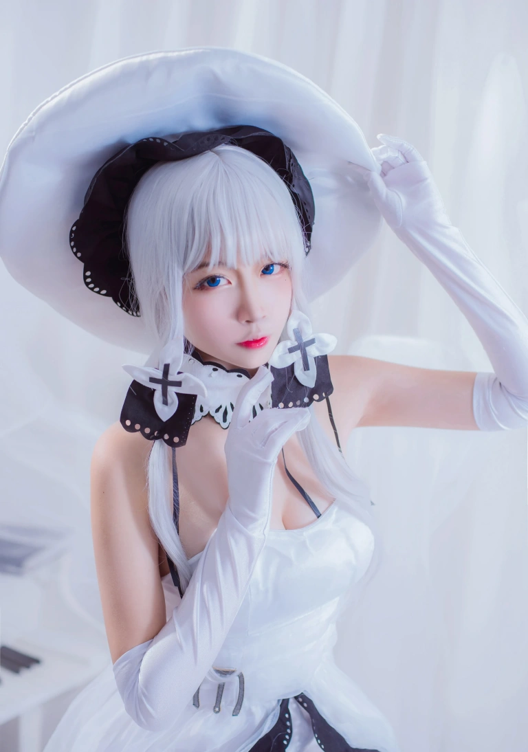 二佐Nisa《碧蓝航线 光辉》主题写真：36张全套美图