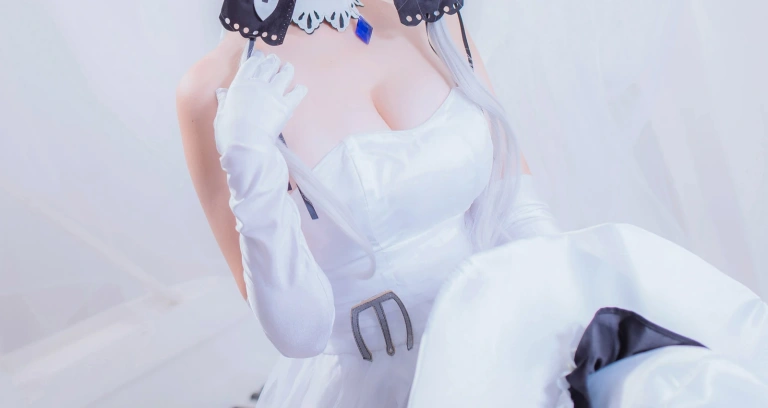 二佐Nisa《碧蓝航线 光辉》主题写真：36张全套美图