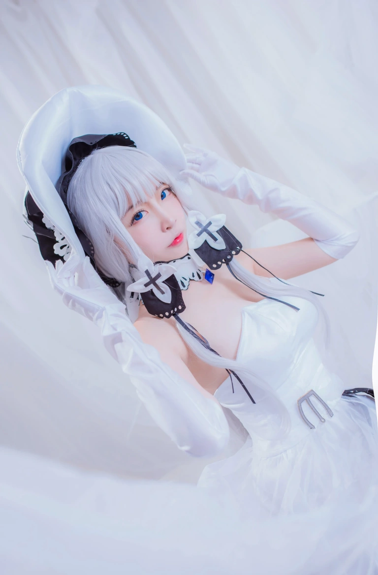 二佐Nisa《碧蓝航线 光辉》主题写真：36张全套美图