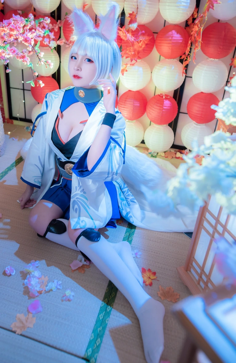 二佐Nisa《碧蓝航线 加贺》主题写真：40张全套美图