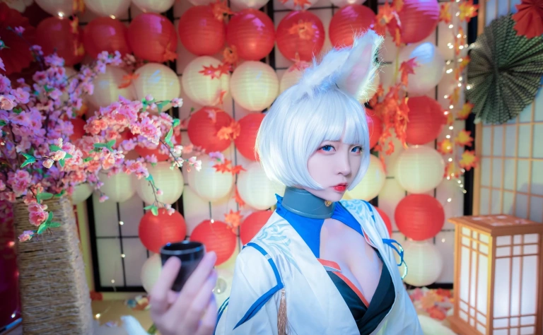 二佐Nisa《碧蓝航线 加贺》主题写真：40张全套美图