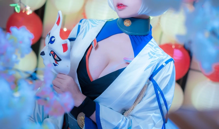 二佐Nisa《碧蓝航线 加贺》主题写真：40张全套美图