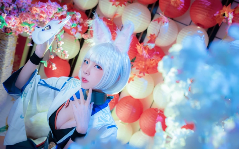 二佐Nisa《碧蓝航线 加贺》主题写真：40张全套美图