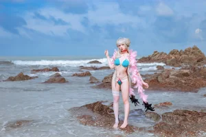 二佐Nisa《碧蓝可畏泳装》主题写真：27张全套美图