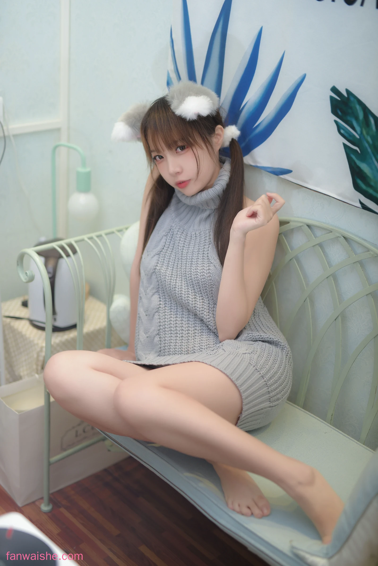 二佐Nisa 二佐Nisa NO.017 - 私房露背毛衣