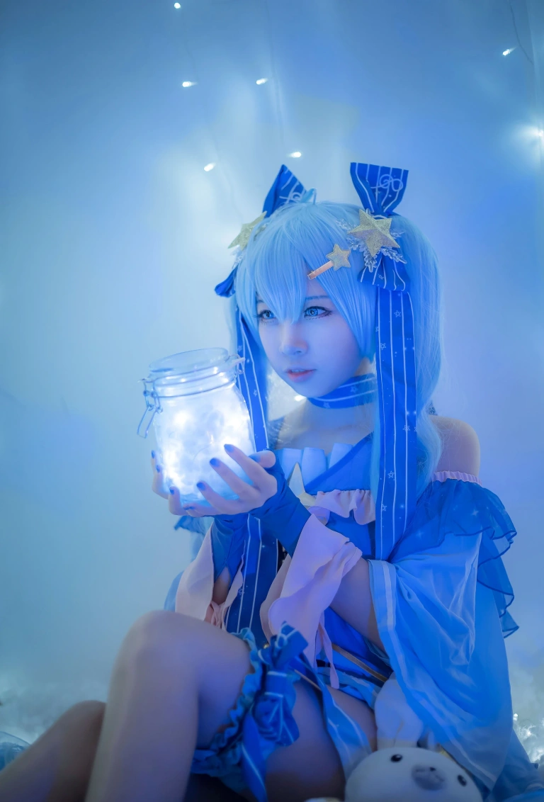 二佐Nisa《初音》主题写真：29张全套美图