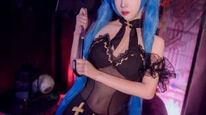 二佐Nisa《初音》主题写真：29张全套美图