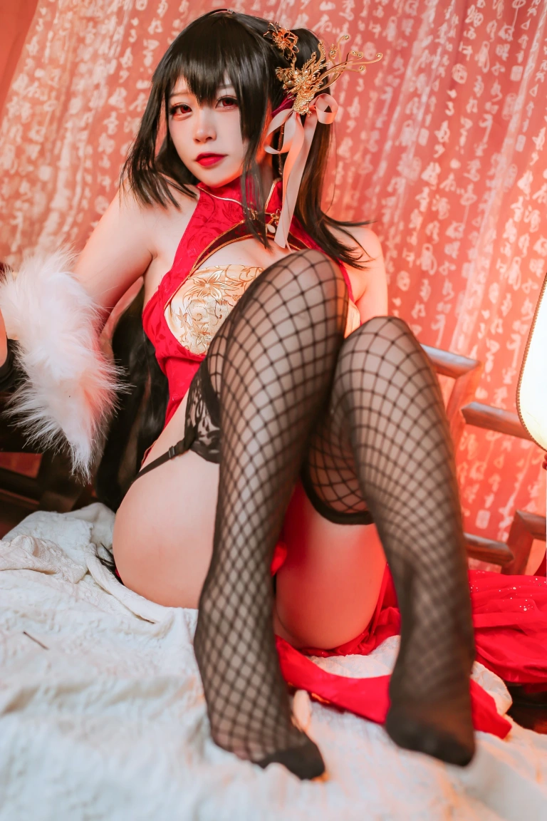 二佐Nisa《大凤旗袍》主题写真：41张全套美图