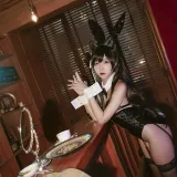 二佐Nisa《獒犬兔女郎 兔玩映画》主题写真：41张全套美图