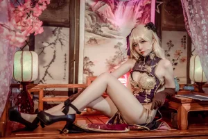 二佐Nisa《金莲》主题写真：20张全套美图