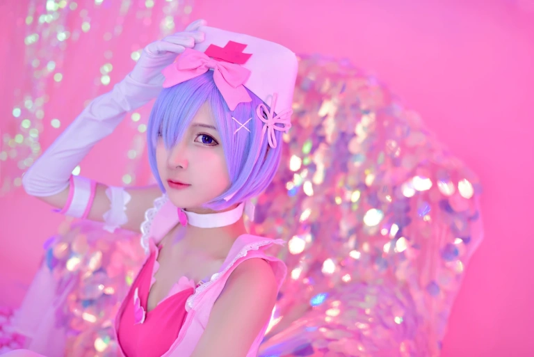 二佐Nisa《蕾姆1号本 蕾姆护士1》主题写真：40张全套美图