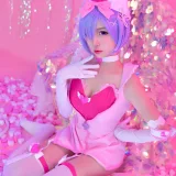 二佐Nisa《蕾姆1号本 蕾姆护士1》主题写真：40张全套美图