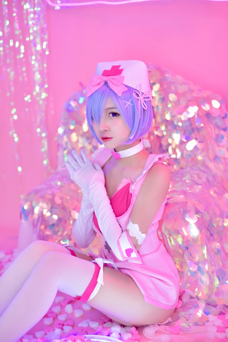 二佐Nisa《蕾姆1号本 蕾姆护士1》主题写真：40张全套美图