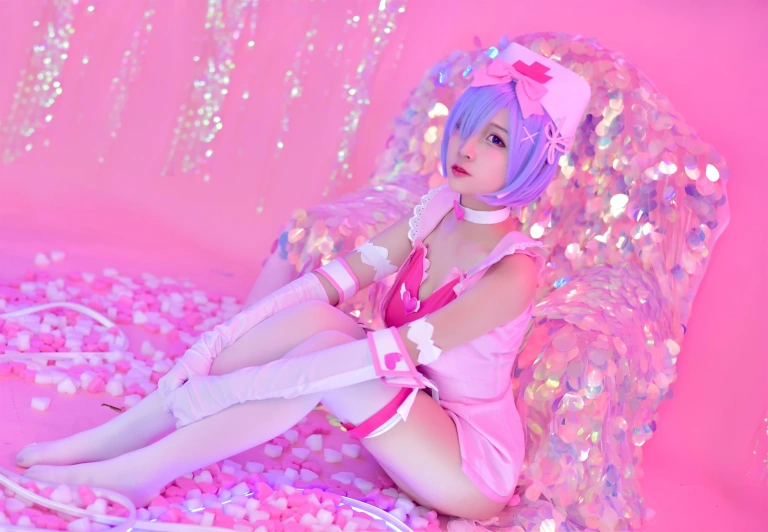 二佐Nisa《蕾姆1号本 蕾姆护士1》主题写真：40张全套美图