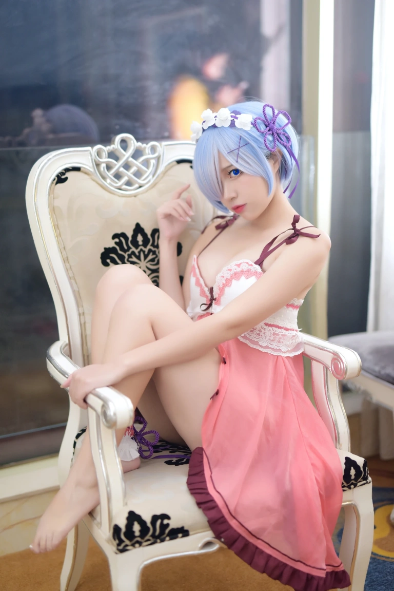 二佐Nisa《蕾姆1号本 睡衣》主题写真：10张全套美图