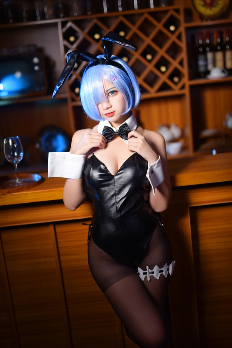 二佐Nisa《蕾姆1号本 兔女郎》主题写真：12张全套美图
