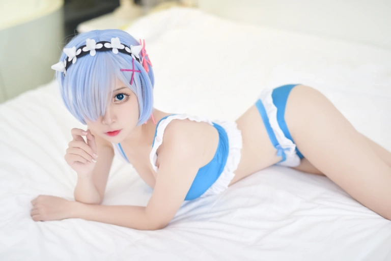 二佐Nisa《蕾姆1号本 泳衣1》主题写真：3张全套美图
