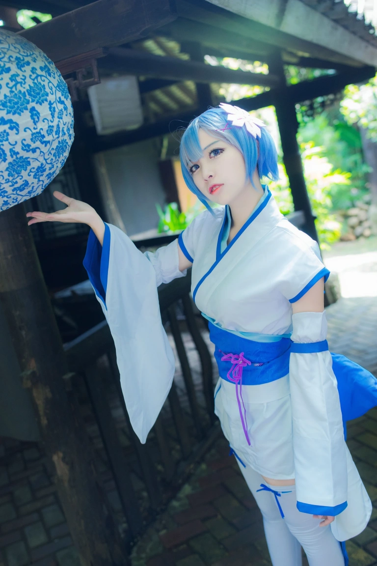 二佐Nisa《蕾姆1号本 幼年》主题写真：24张全套美图