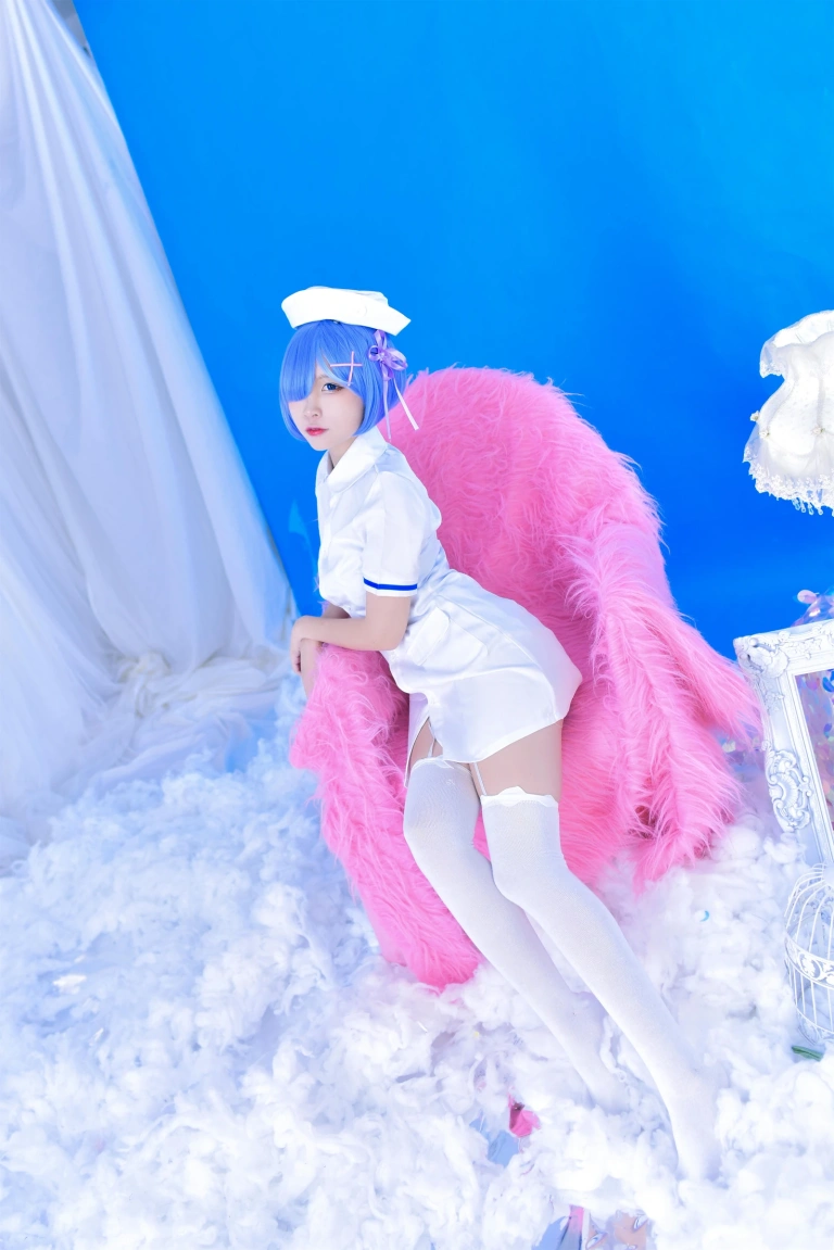 二佐Nisa《蕾姆2号本 蕾姆护士》主题写真：31张全套美图