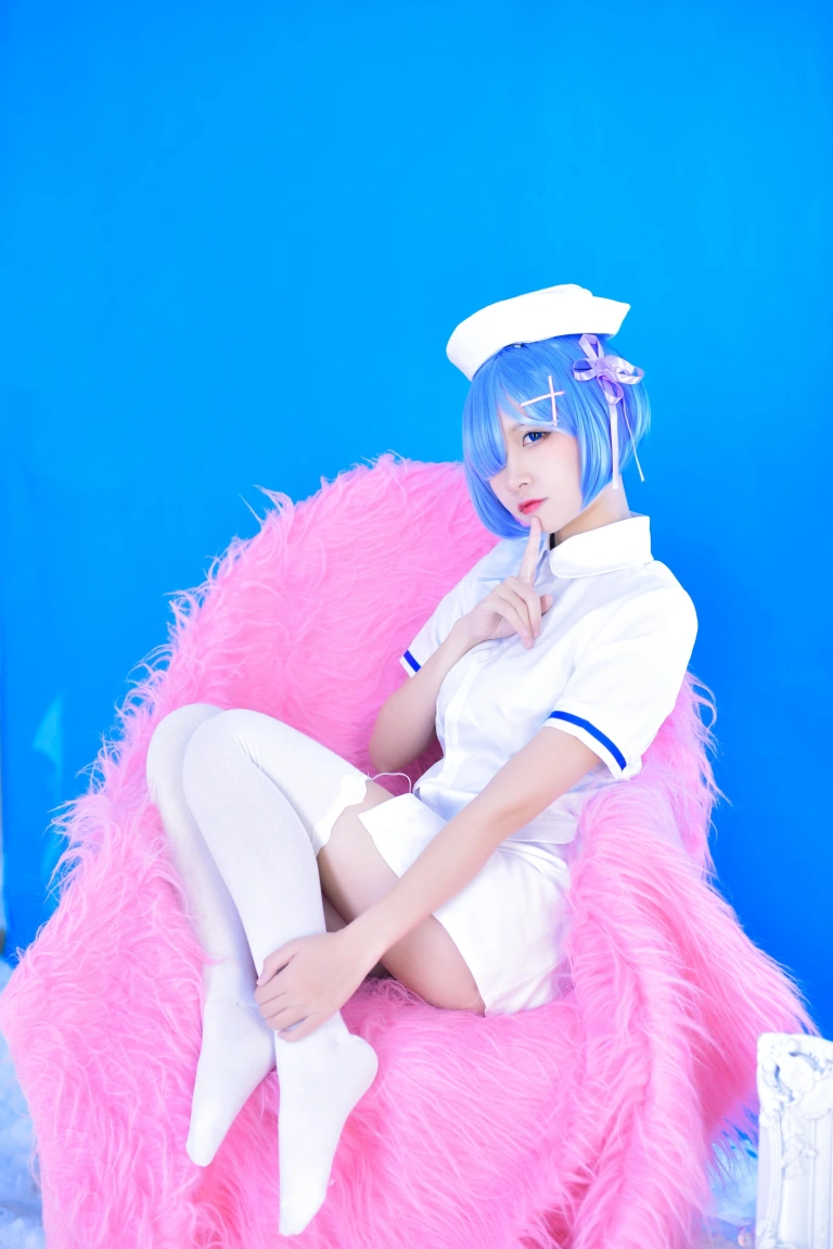 二佐Nisa《蕾姆2号本 蕾姆护士》主题写真：31张全套美图
