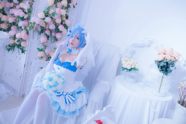 二佐Nisa《蕾姆2号本 蕾姆花嫁》主题写真：33张全套美图