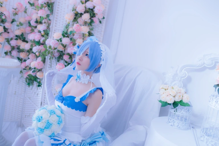 二佐Nisa《蕾姆2号本 蕾姆花嫁》主题写真：33张全套美图