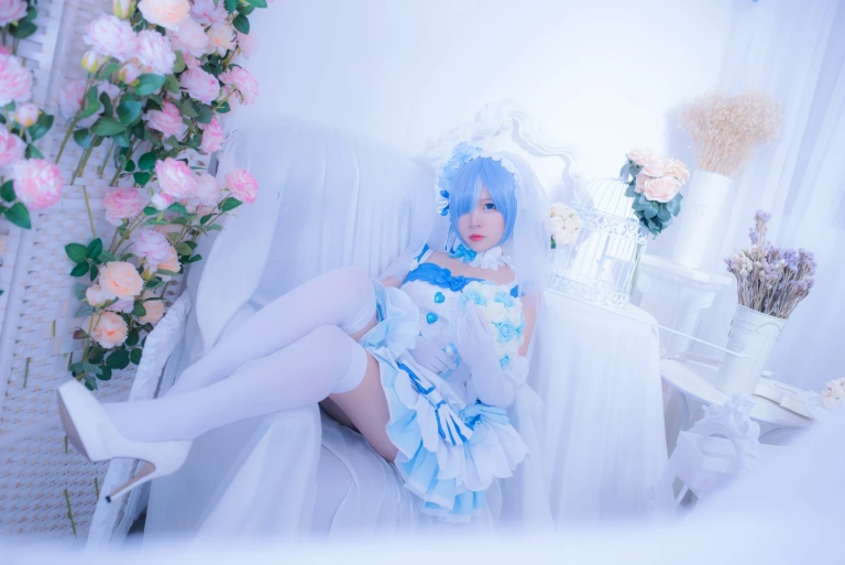 二佐Nisa《蕾姆2号本 蕾姆花嫁》主题写真：33张全套美图