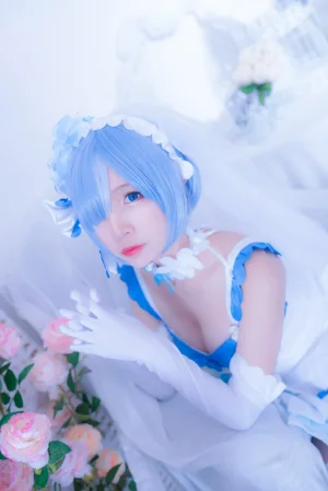 二佐Nisa《蕾姆2号本 蕾姆花嫁》主题写真：33张全套美图