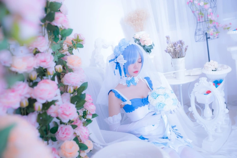 二佐Nisa《蕾姆2号本 蕾姆花嫁》主题写真：33张全套美图