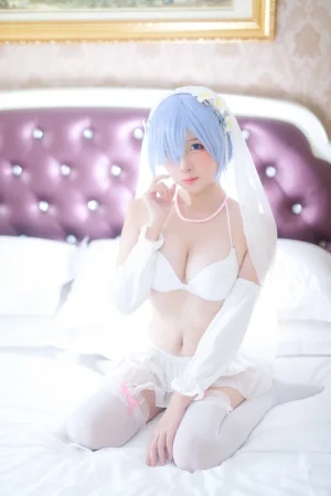 二佐Nisa《蕾姆2号本 蕾姆婚纱》主题写真：35张全套美图