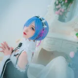 二佐Nisa《蕾姆2号本 蕾姆女仆》主题写真：33张全套美图