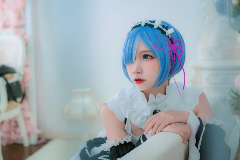 二佐Nisa《蕾姆2号本 蕾姆女仆》主题写真：33张全套美图