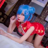 二佐Nisa《蕾姆2号本 蕾姆旗袍》主题写真：30张全套美图