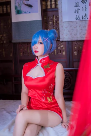 二佐Nisa《蕾姆2号本 蕾姆旗袍》主题写真：30张全套美图