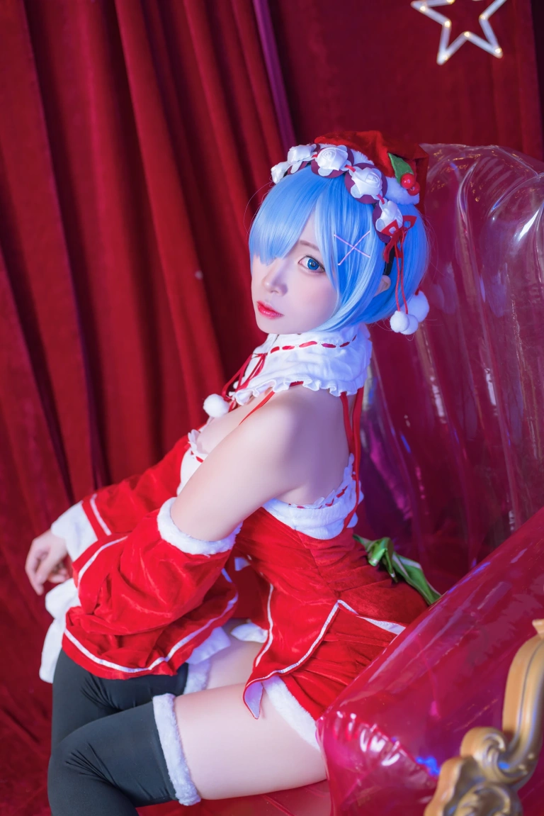 二佐Nisa《蕾姆2号本 蕾姆圣诞》主题写真：46张全套美图