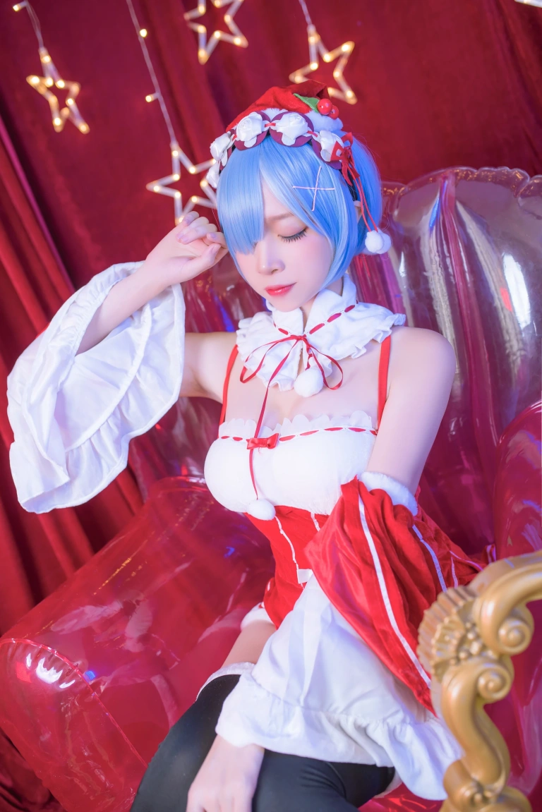 二佐Nisa《蕾姆2号本 蕾姆圣诞》主题写真：46张全套美图