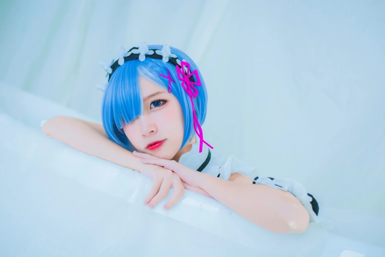 二佐Nisa《蕾姆2号本 蕾姆泳装》主题写真：32张全套美图