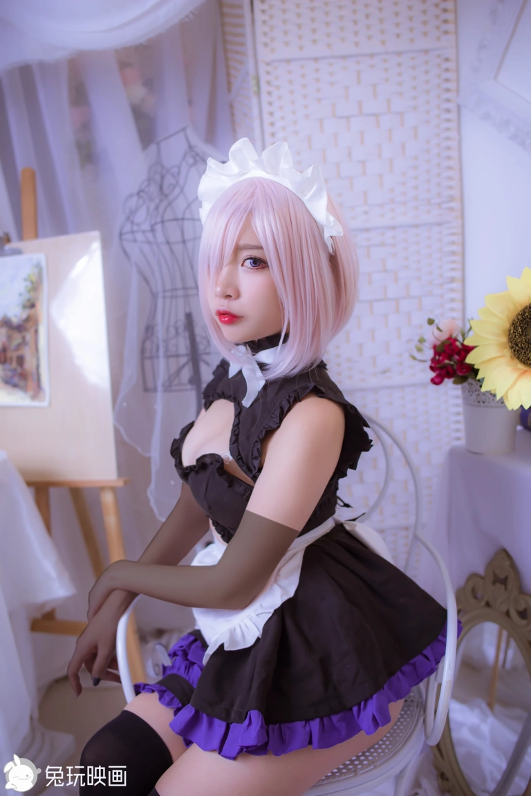 二佐Nisa《玛修女仆》主题写真：7张全套美图