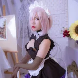 二佐Nisa《玛修女仆》主题写真：7张全套美图
