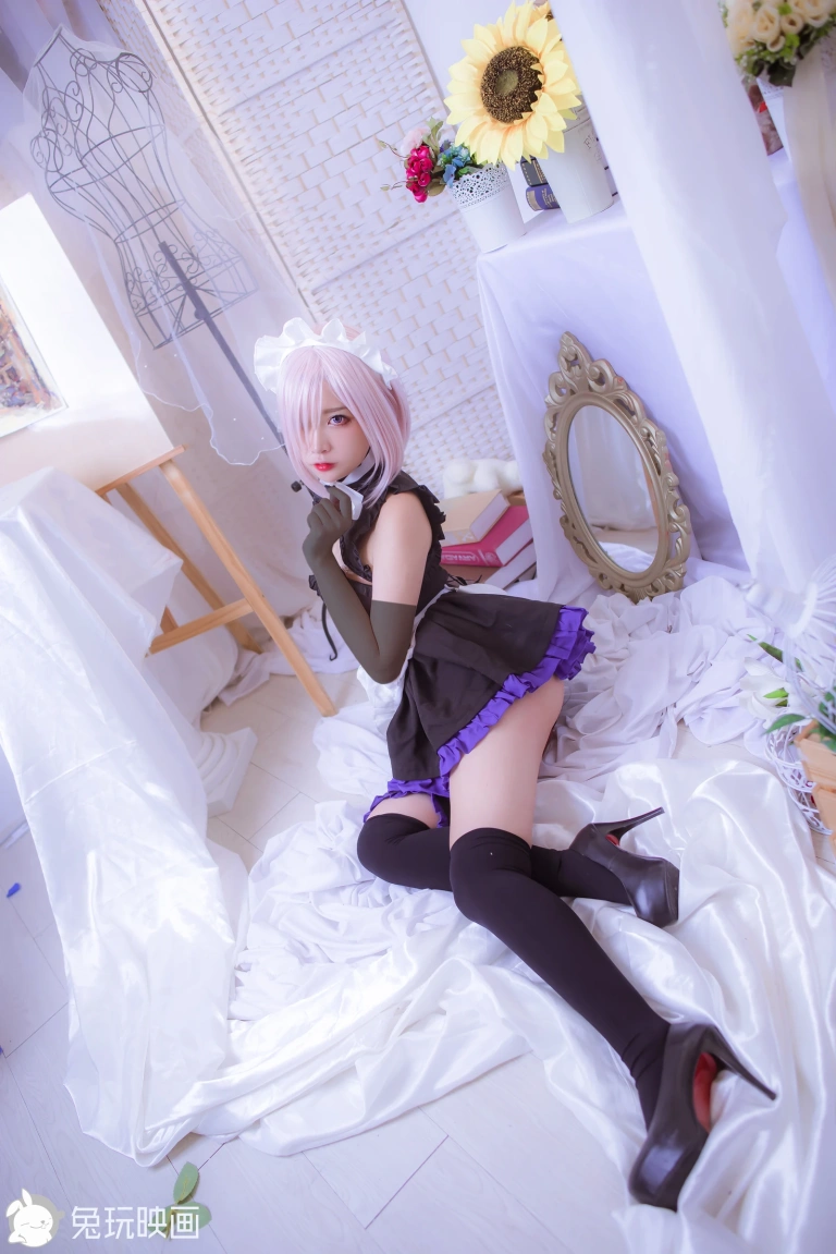 二佐Nisa《玛修女仆》主题写真：7张全套美图