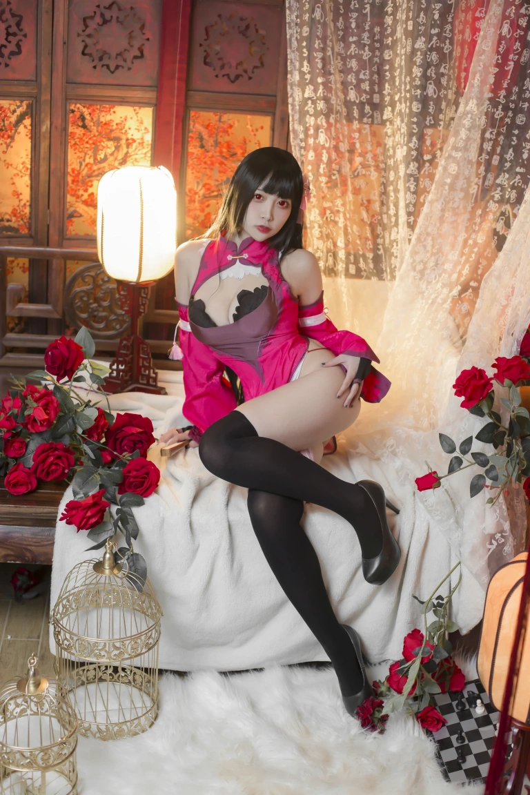 二佐Nisa《梦子旗袍》主题写真：28张全套美图