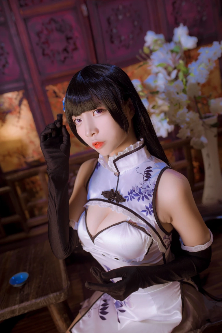 二佐Nisa《瓶儿》主题写真：20张全套美图